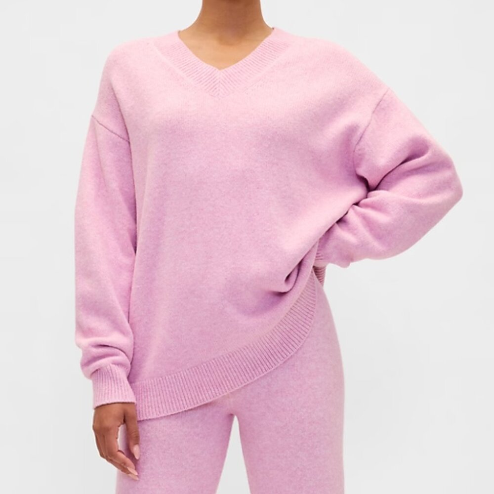 Pink GAP CashSoft Oversized V-Neck Sweater NWT Size XL